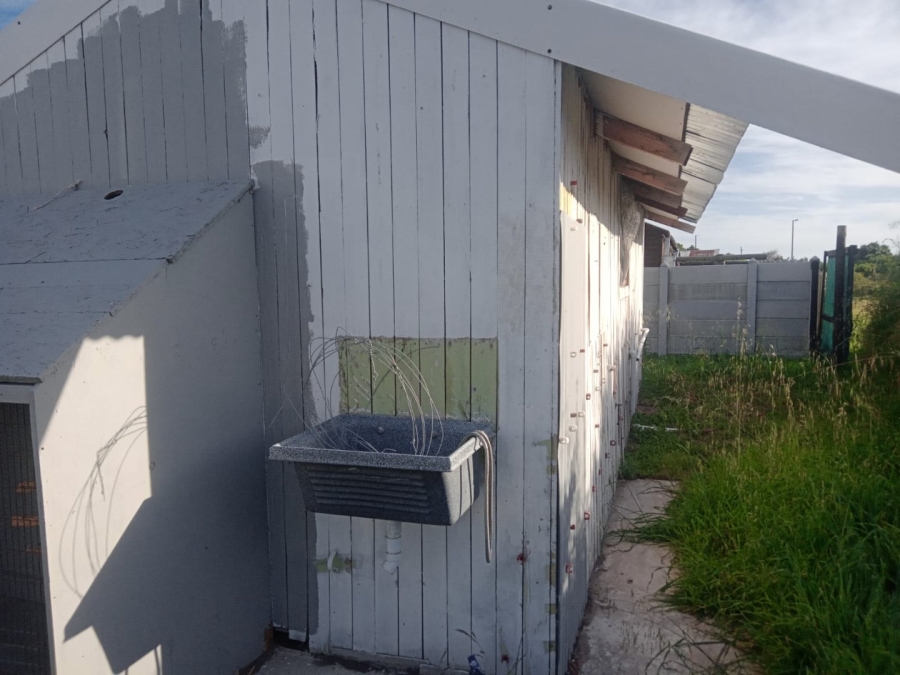 Commercial Property for Sale in Paradise Beach Eastern Cape